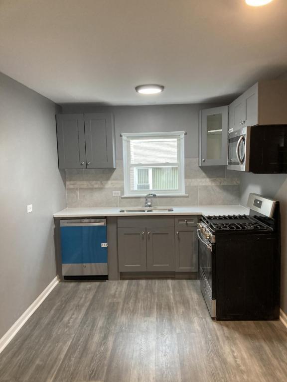Foto del edificio - 808 E 89th Pl