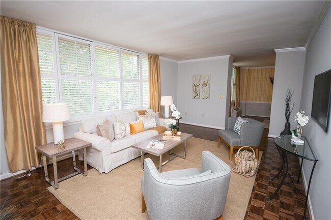 Foto del edificio - 2637 Peachtree Rd NE