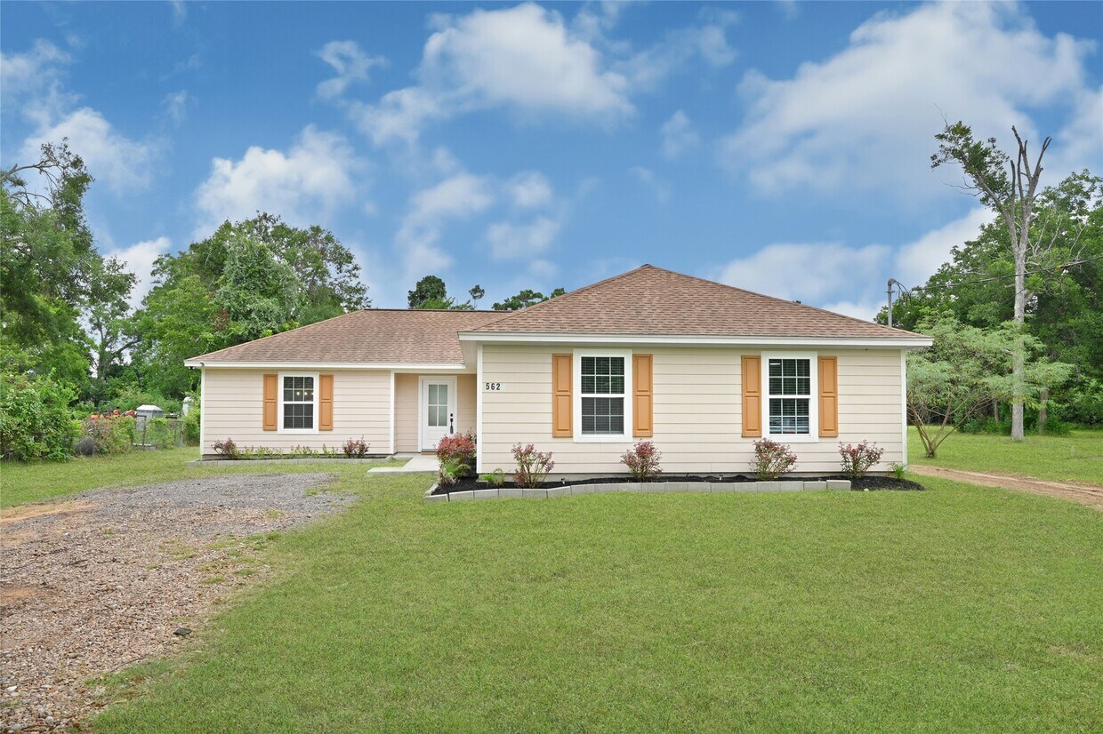 Foto principal - 5627 Knox St