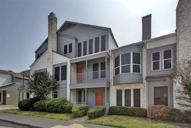 Building Photo - 2529 Rio Grande St