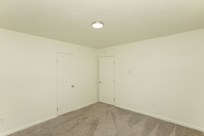 Foto del edificio - 8104 Turner Rd