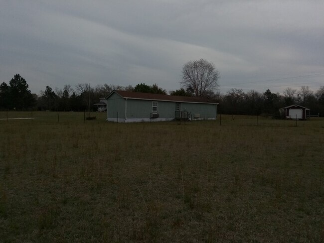 Building Photo - 480 Oak Ridge Club Rd