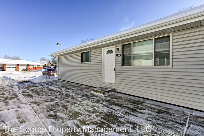 Building Photo - 3 br, 1 bath House - 1433 Juliana Court