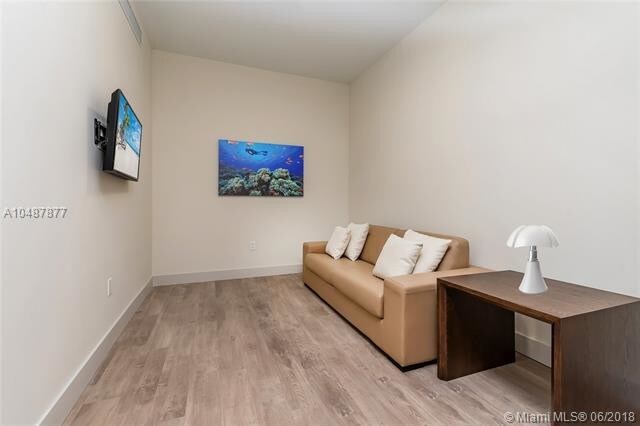 Foto del edificio - 777 N Ocean Dr