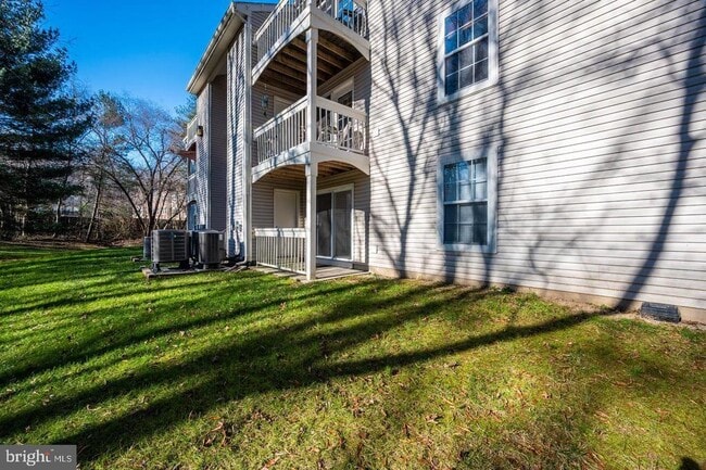 Building Photo - 8616 Shadwell Dr