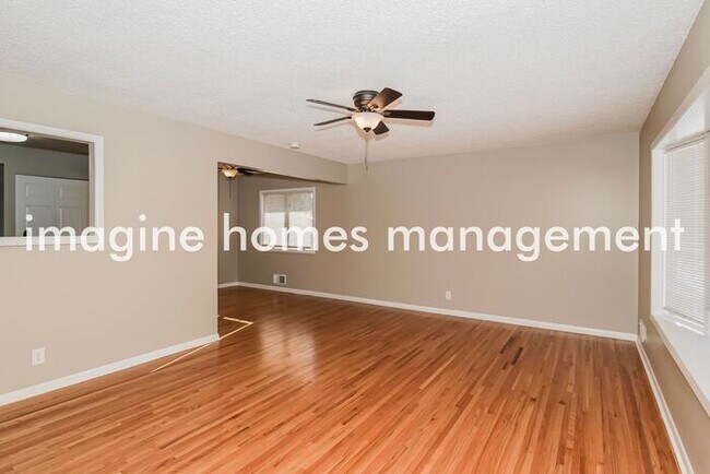 Building Photo - Remodeled Home in Brooklyn Center. Pets We...