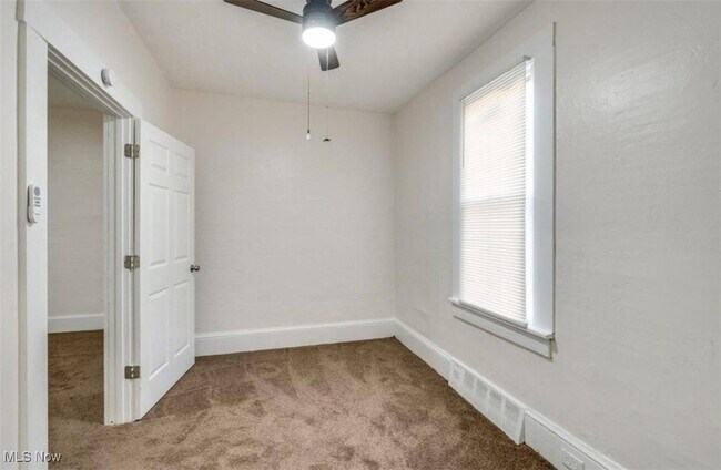 Foto del edificio - 6701 Gertrude Ave