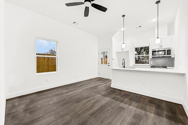 Foto del edificio - 106 Armstrong St