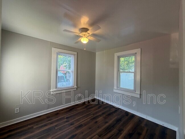 Building Photo - 3313 Williams St