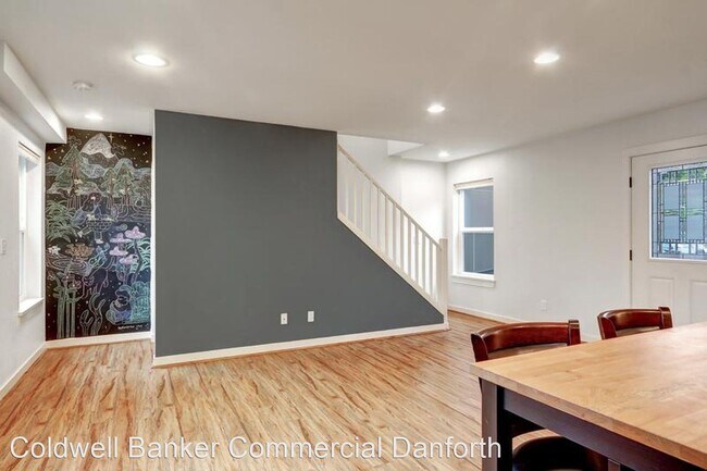 Foto del edificio - 2 br, 2.5 bath House - 1540 18th Ave S