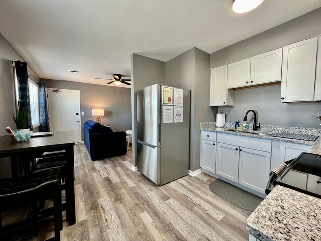 Photo - Fully furnished apartment with all utiliti...