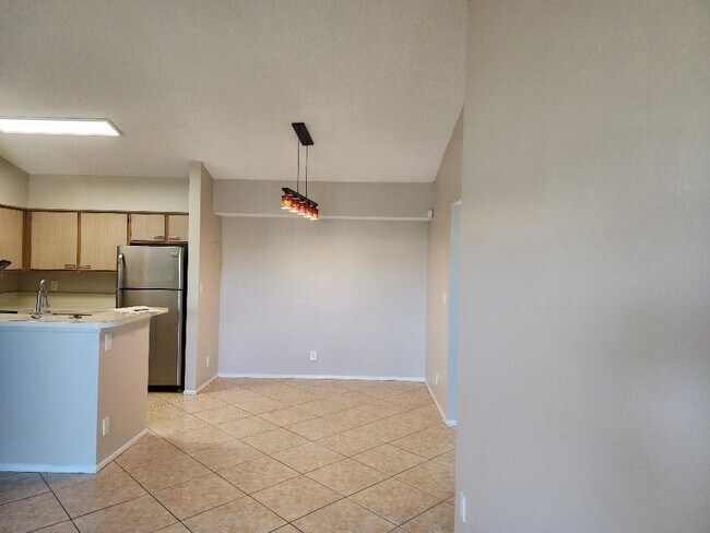 Foto del edificio - 7630 Westwood Dr