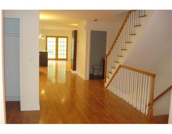 Foto del edificio - 193 Forest St