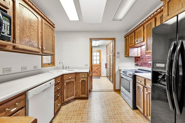 Foto del edificio - Mountain Life & Views- 4 bed 2 bath