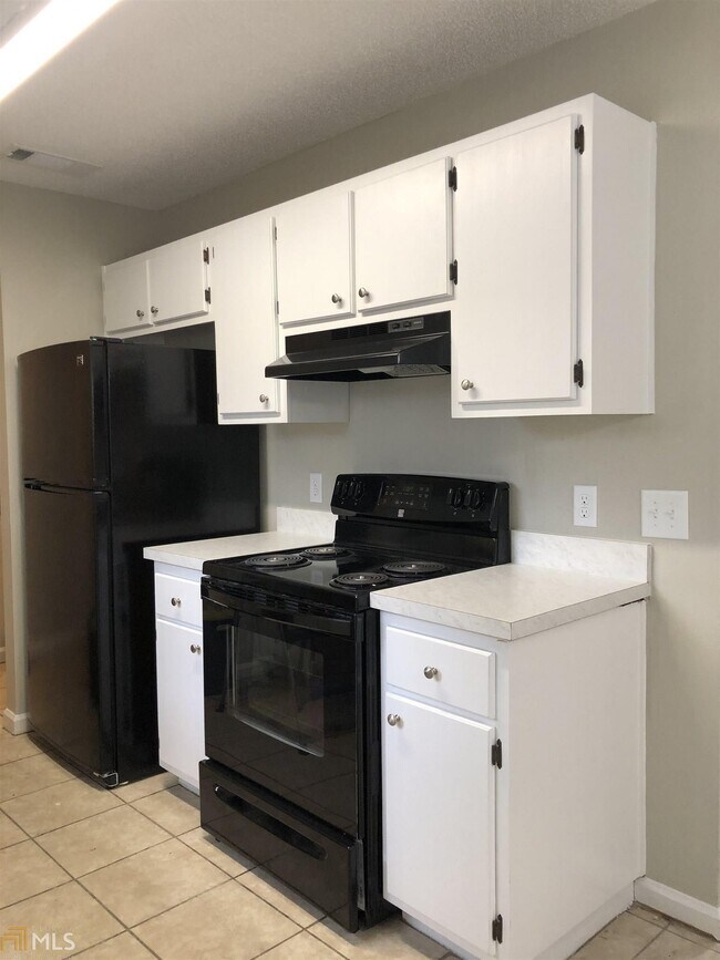 Building Photo - 530 S Orange Edwards Blvd