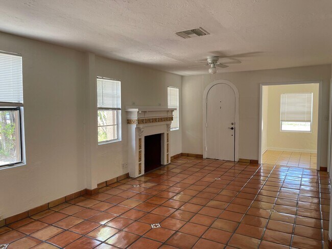 Foto del edificio - 440 El Vedado