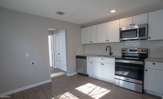 Foto del edificio - 1 br, 1 bath Duplex - 3619 Copeland St