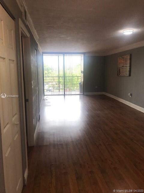 Foto del edificio - 18000 NW 68th Ave