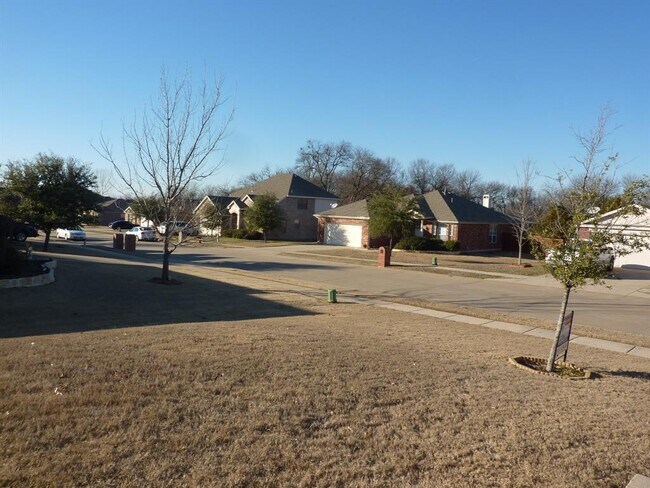 Foto del edificio - 2512 Quail Ridge Rd