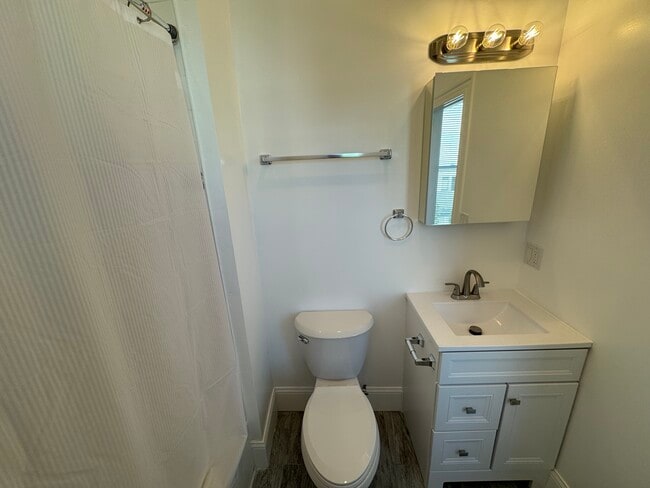 Foto del edificio - 29 Cameron Ave