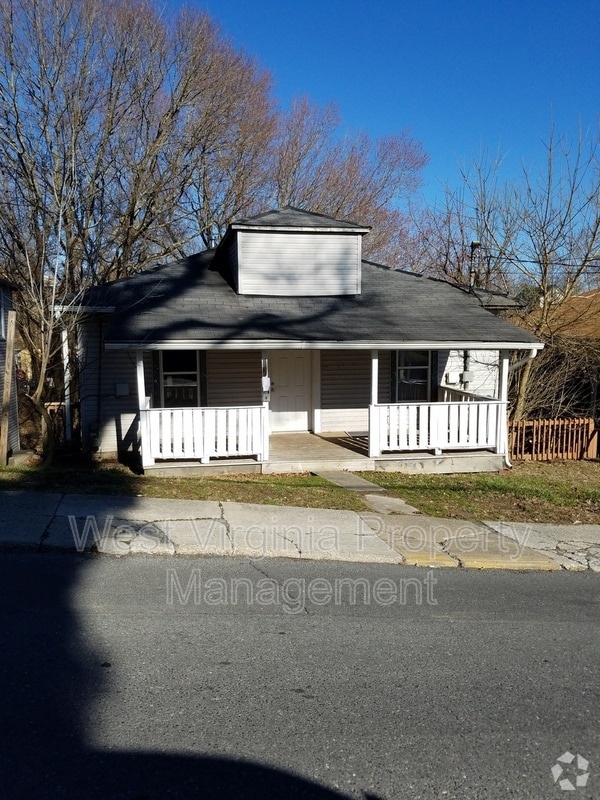 Building Photo - 237 S Heber St