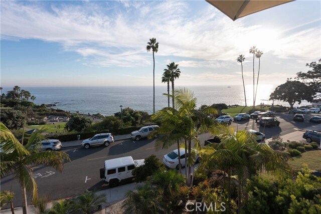 Foto del edificio - 558 Cliff Dr