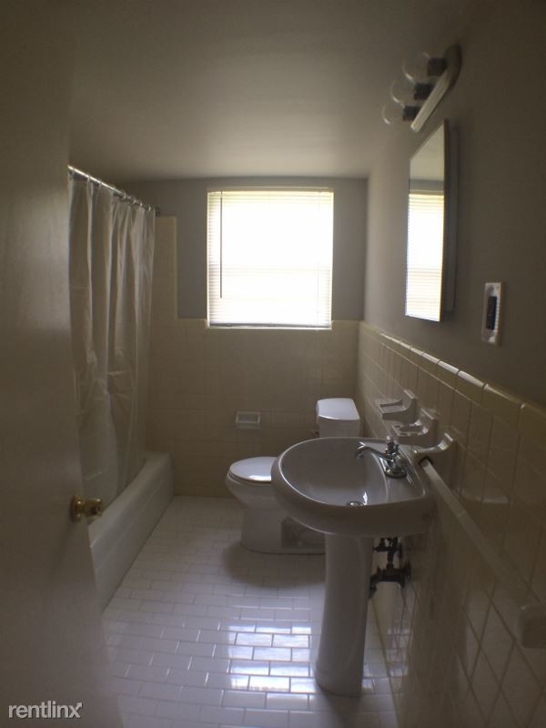Building Photo - 4210 Cedar Valley Ln