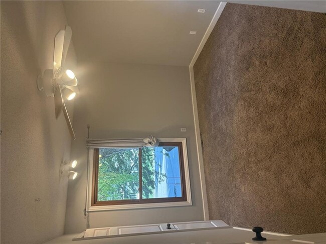Building Photo - 2510 Wellington Cir