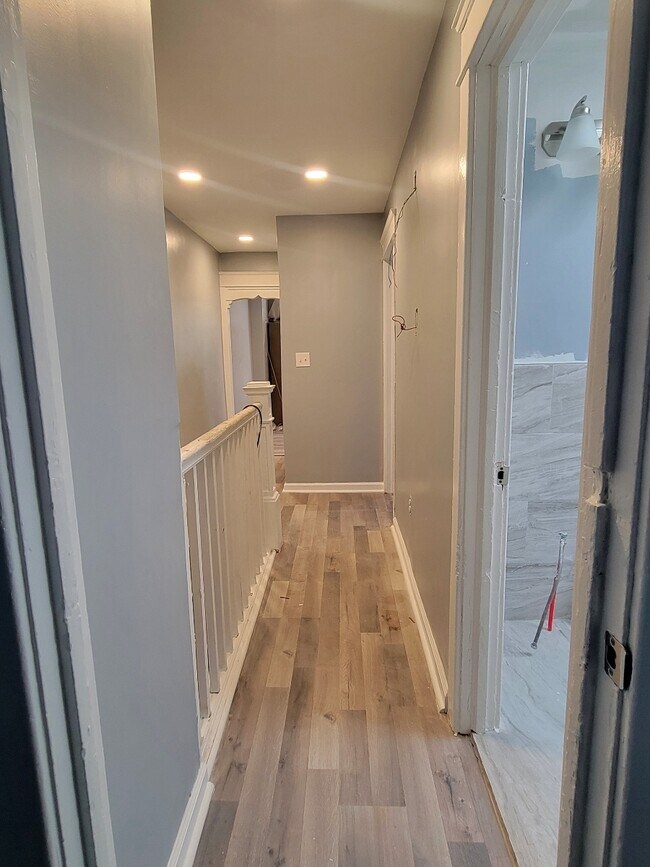 57 S Macdade Blvd Unit 2, Collingdale, PA 19023 Apartments in