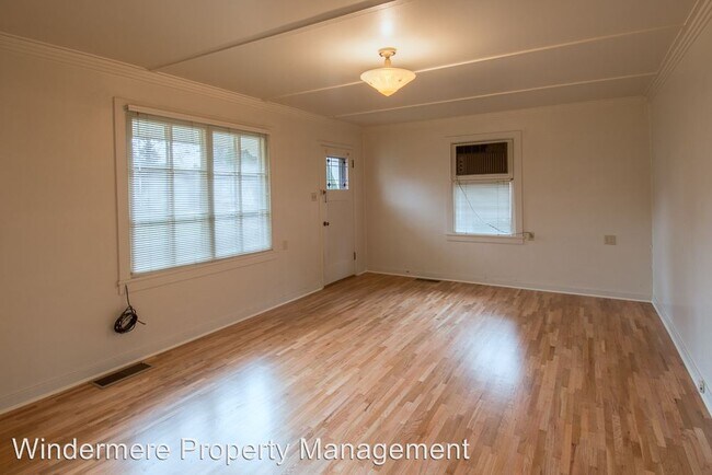 Foto del edificio - 259 E Poplar St