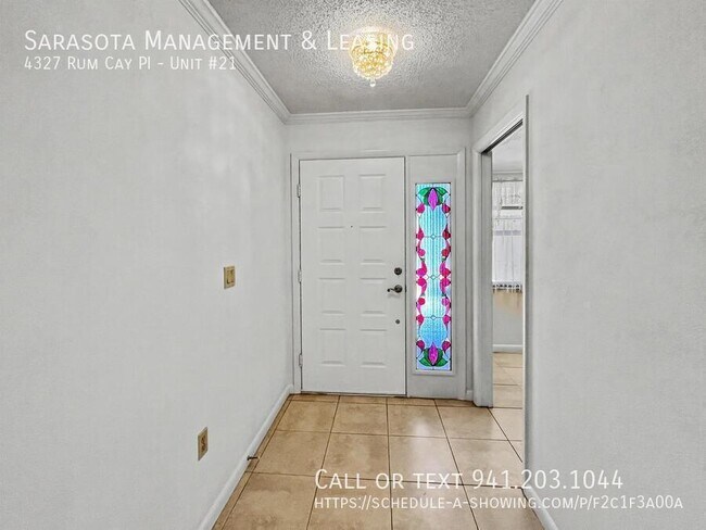 Foto del edificio - 4327 Rum Cay Pl