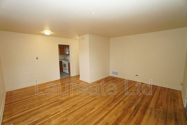 Building Photo - 2534 Niagara St