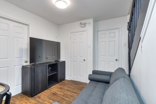 Photo du bâtiment - 1099 Rue Anderson