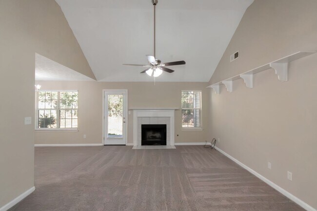 Foto del edificio - Charming 3BR/2BA Ranch Home in Stockbridge!