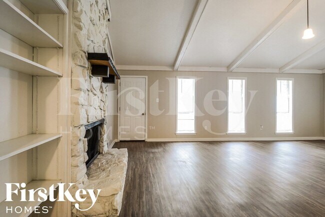 Foto del edificio - 6030 Elk Grove Rd