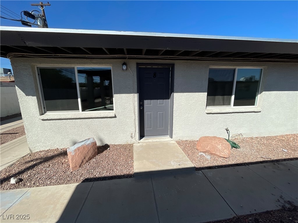 Primary Photo - 2107 Statz St