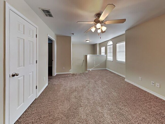 Building Photo - No App Fee.