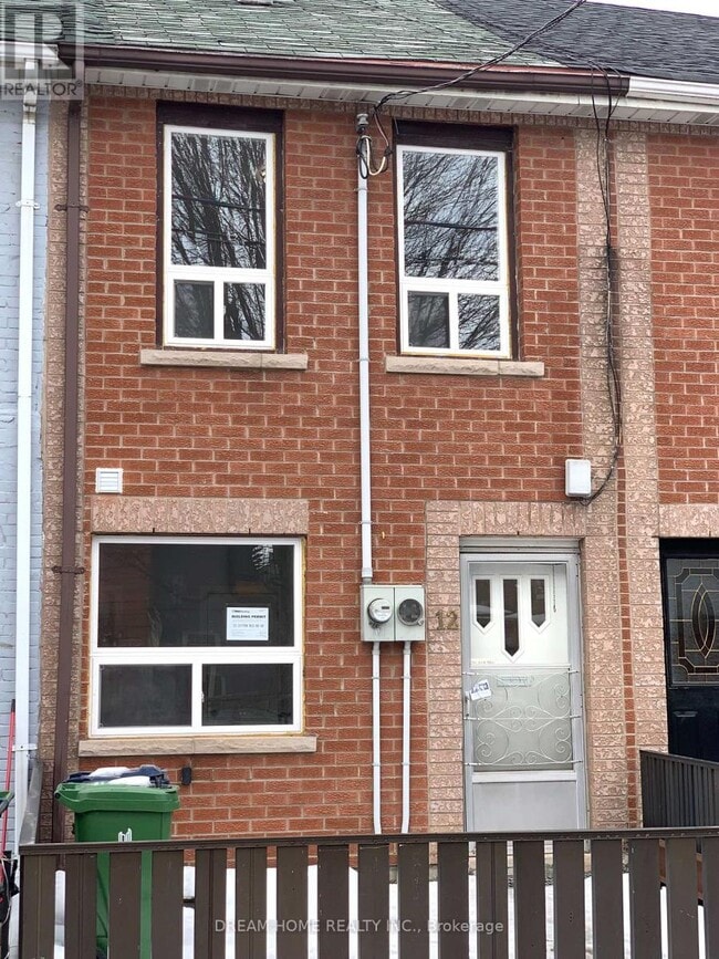 Building Photo - 12 Mansfield Ave