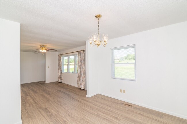 Foto del edificio - 5701 Heritage Hwy