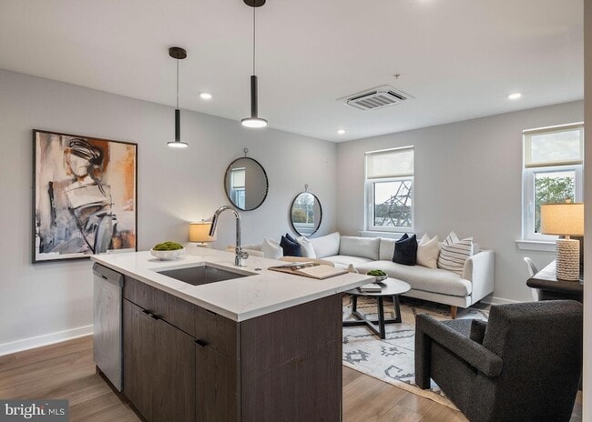 Foto del edificio - 3449 Scotts Ln