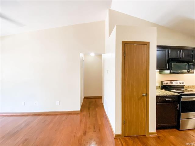 Foto del edificio - 1202 Creve Coeur Crossing Ln