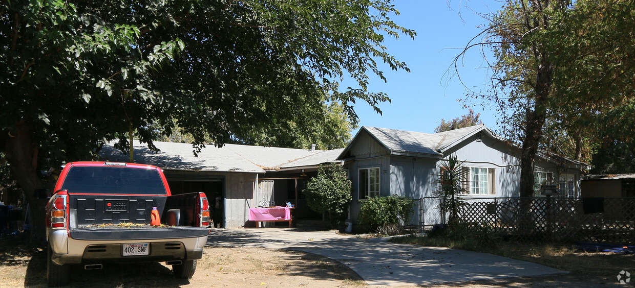 Building Photo - 18328 S Airport Way