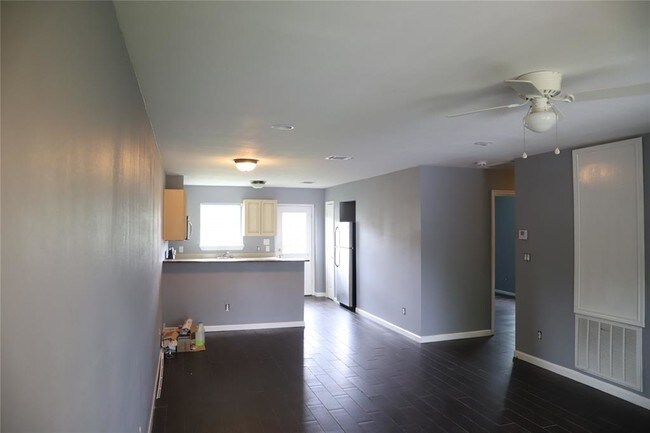 Building Photo - 7810 Peachtree St