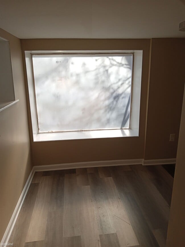Building Photo - 2 br, 1 bath House - 2308 W North Ave # 1 ...