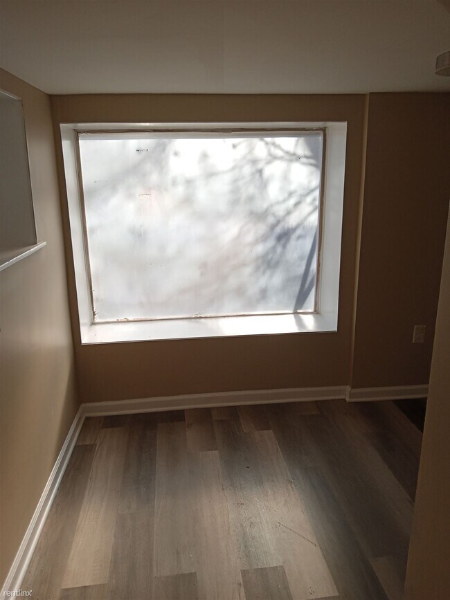 Foto del edificio - 2 br, 1 bath House - 2308 W North Ave # 1 ...