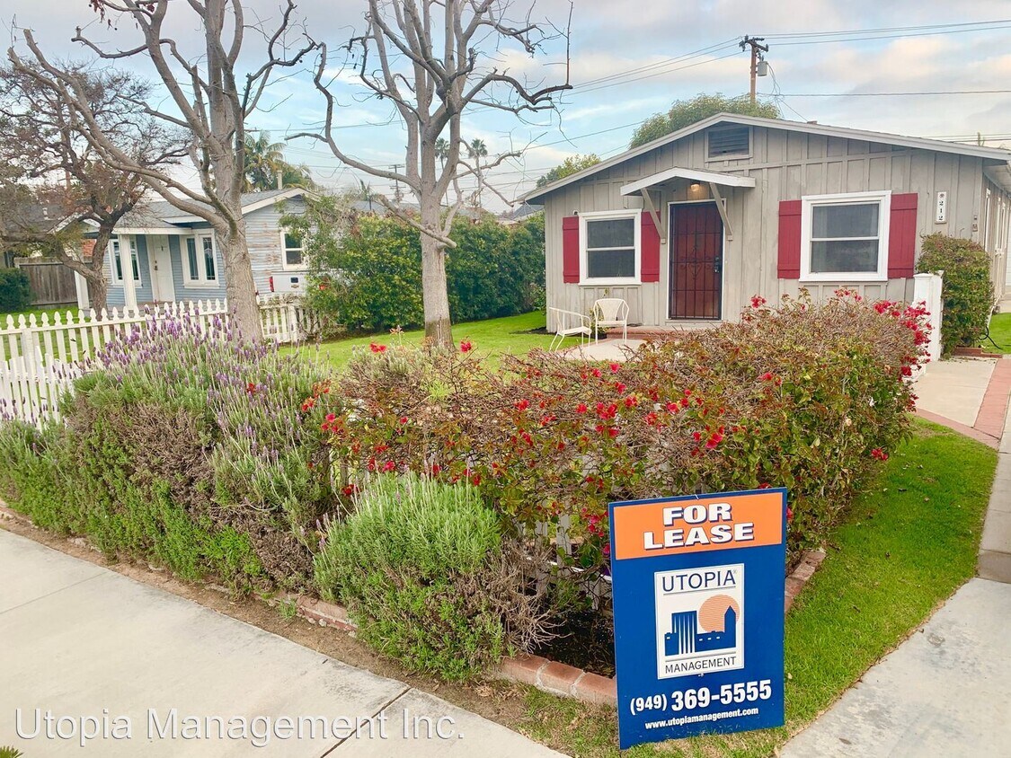 212 Broadway, Costa Mesa, CA 92627 Room for Rent in Costa Mesa, CA