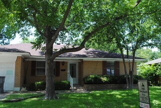 Building Photo - 623 Laurel St