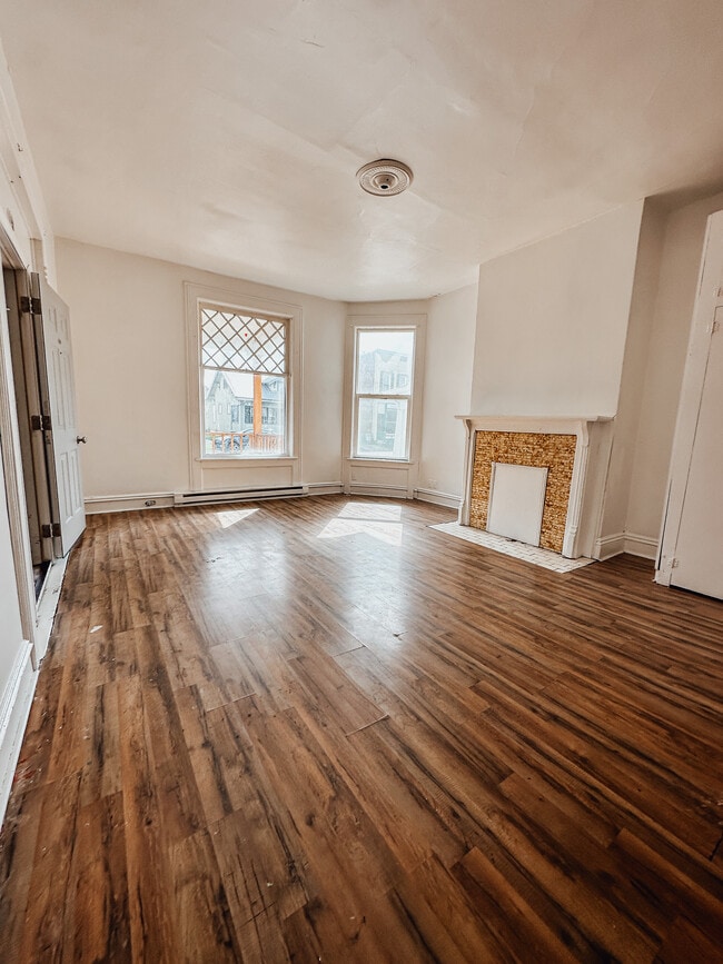 Building Photo - 120 E Church St