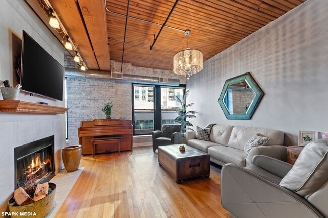 Foto del edificio - 411 W Ontario St