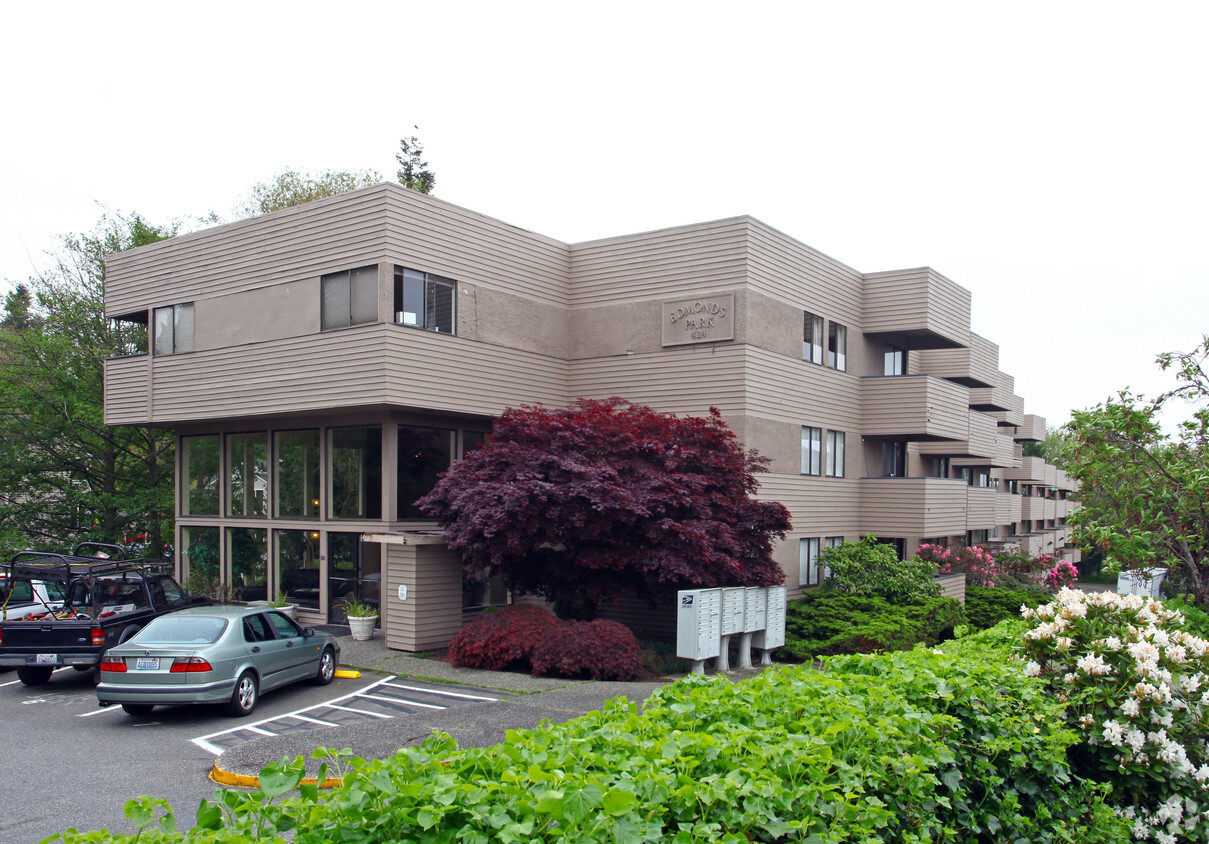 Foto principal - Edmonds Park Apartments